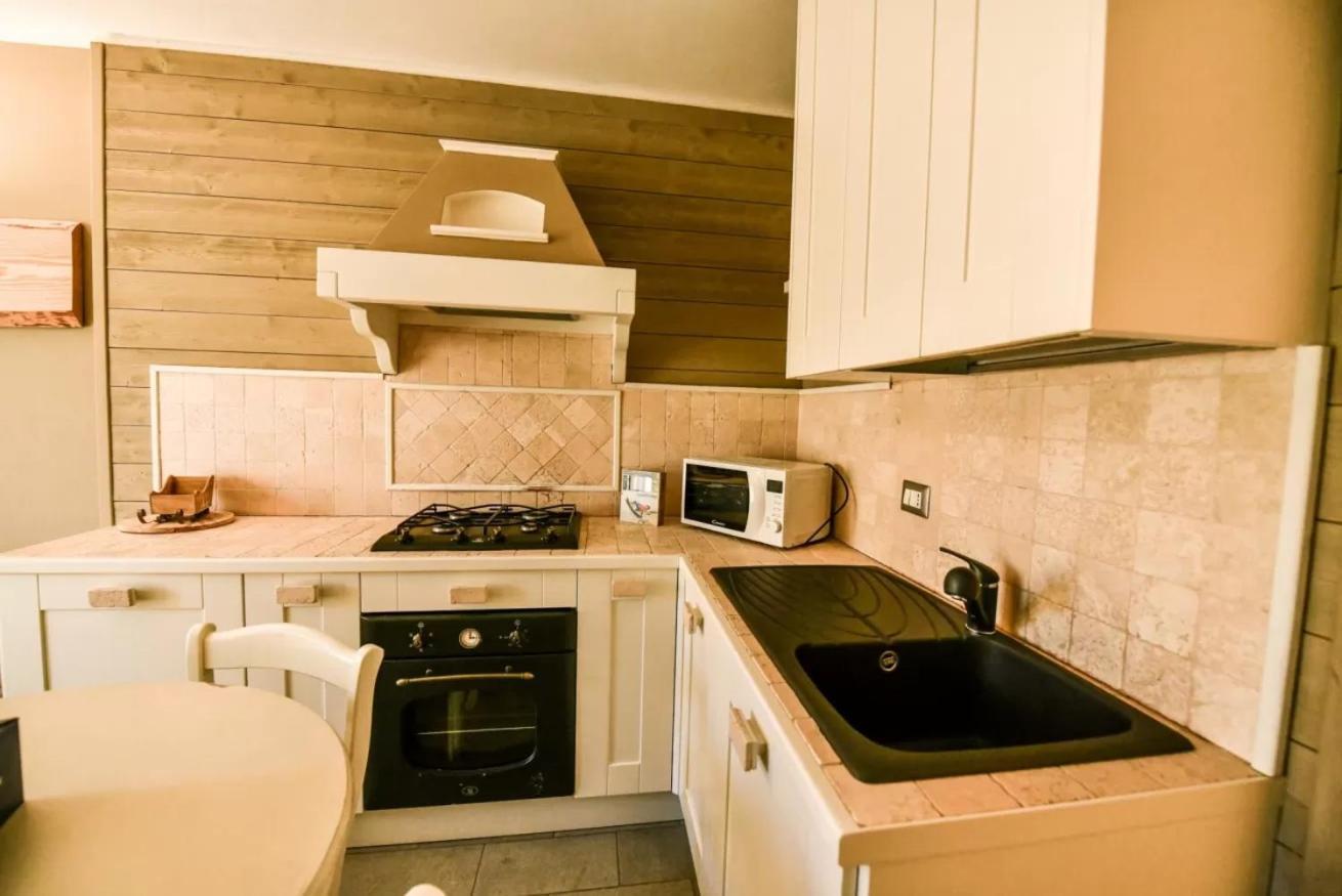Stalle Lunghe Deluxe Apartments براتو نيفوسو المظهر الخارجي الصورة
