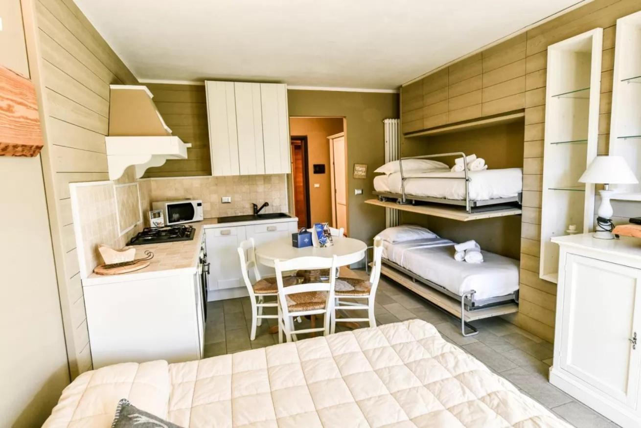Stalle Lunghe Deluxe Apartments براتو نيفوسو المظهر الخارجي الصورة